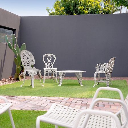 Anville Court Brisbane Esterno foto